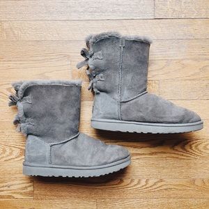 UGG BAILEY BOW BOOT size 10